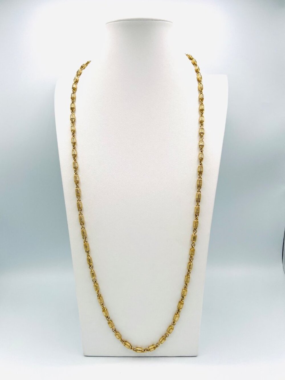 Shut Eye TV Wardrobe Gold Tone Barrel Bead Necklace COA 34”